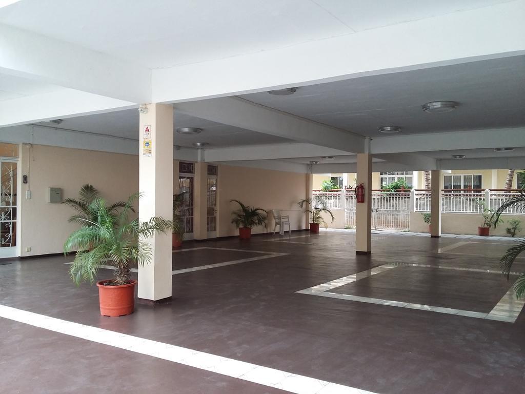 Alpha Villa Flic en Flac ภายนอก รูปภาพ